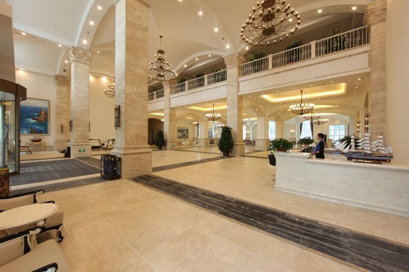 Blue Sky Hotel يانتاى المظهر الخارجي الصورة