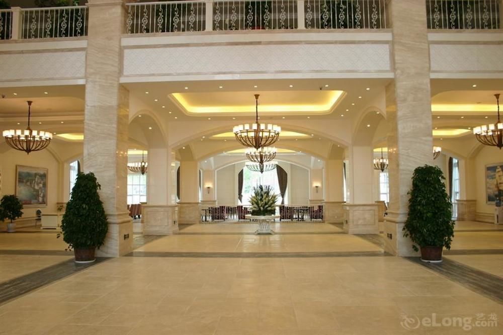 Blue Sky Hotel يانتاى المظهر الخارجي الصورة