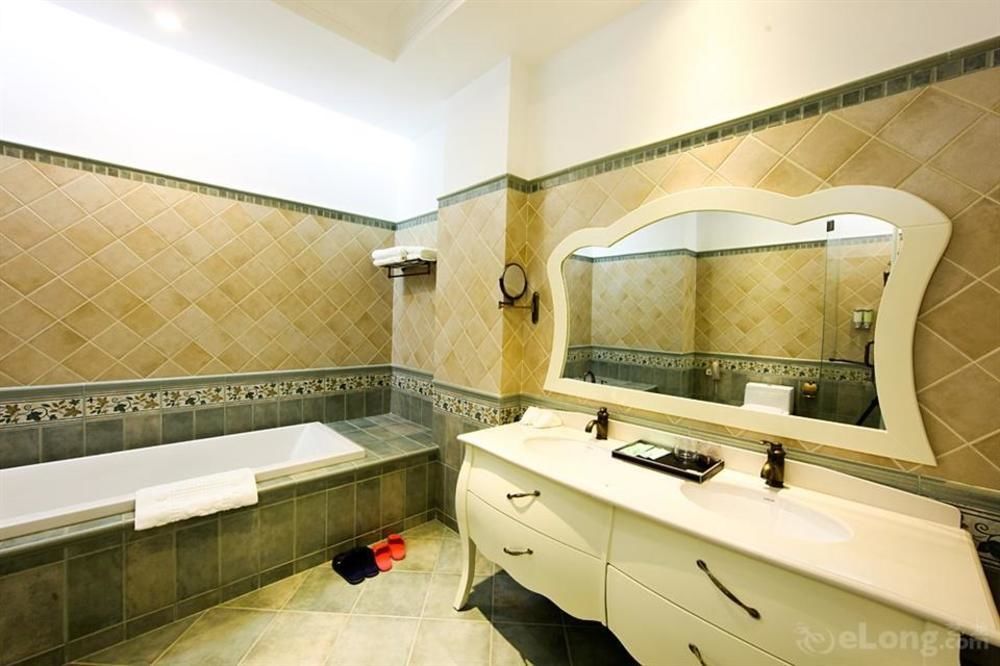 Blue Sky Hotel يانتاى المظهر الخارجي الصورة
