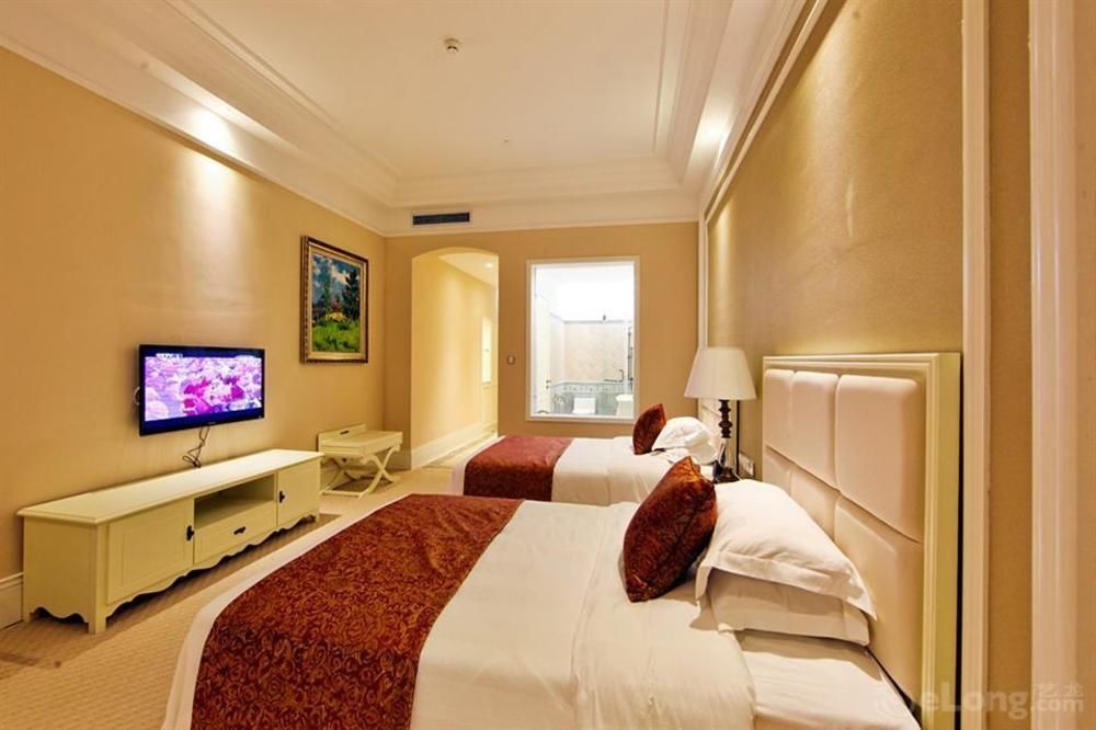 Blue Sky Hotel يانتاى المظهر الخارجي الصورة