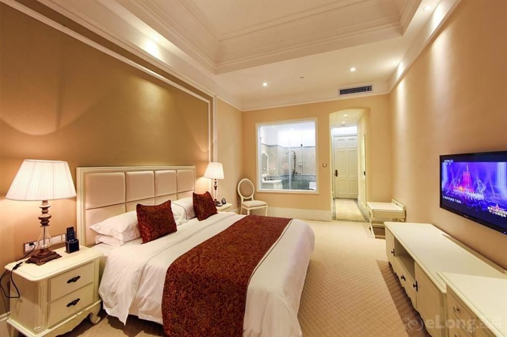 Blue Sky Hotel يانتاى المظهر الخارجي الصورة